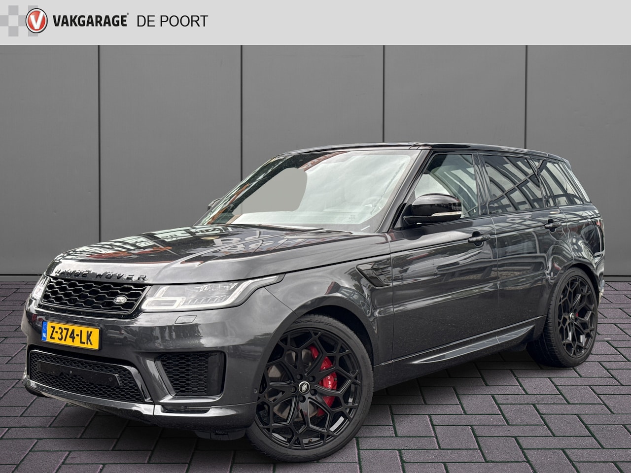 Land Rover Range Rover Sport - P400 HST | 23'' | Pano | Stoelvent. | Trekhaak | Two tone inter. | Carbon - AutoWereld.nl