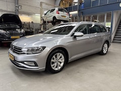 Volkswagen Passat Variant - 1.5 TSI 150pk DSG Business | Apple carplay / Android auto | Navigatie | Camera | Massage s