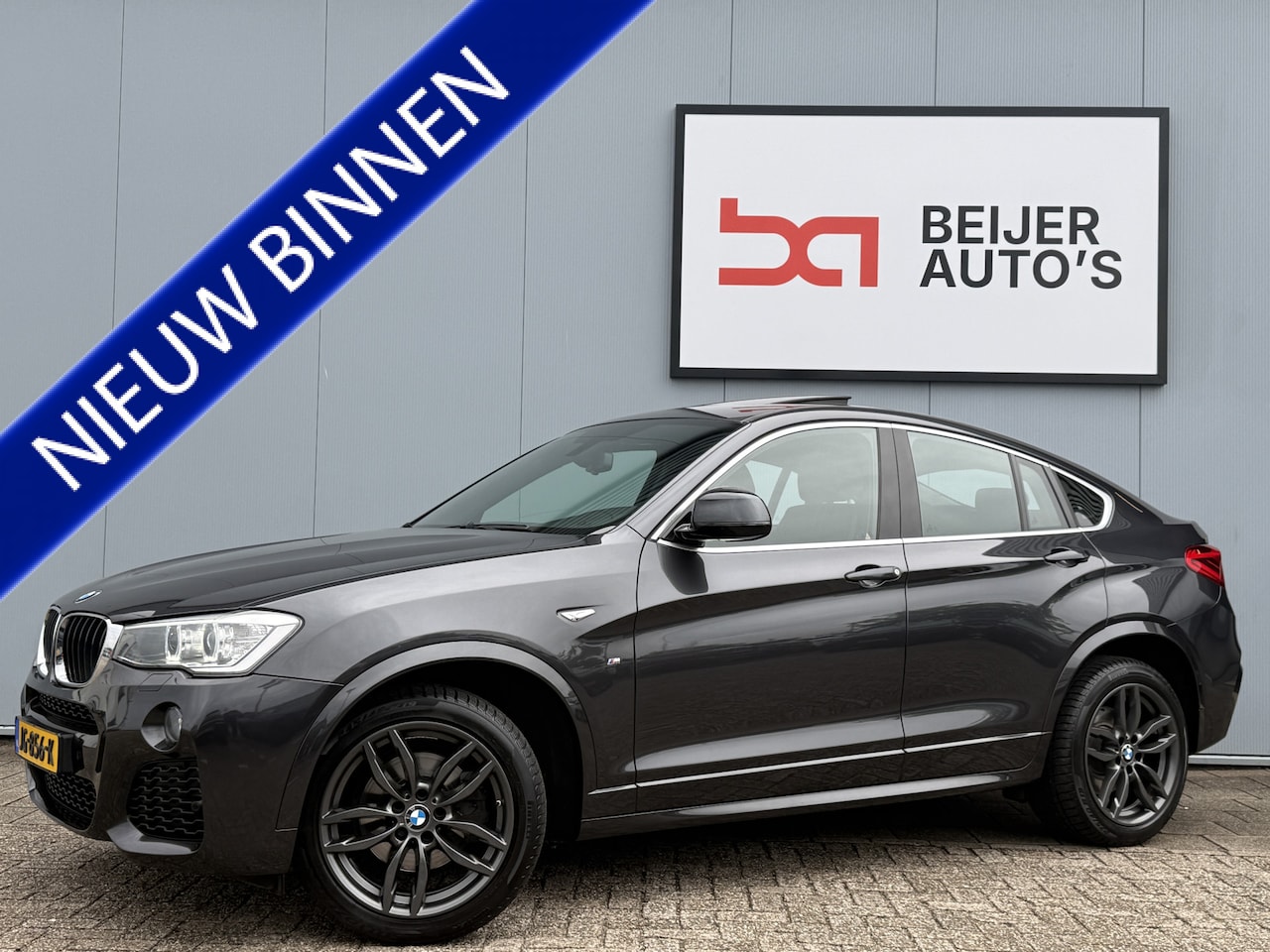 BMW X4 - xDrive20i High Executive Automaat M-Pakket/Schuifdak/Trekhaak. - AutoWereld.nl