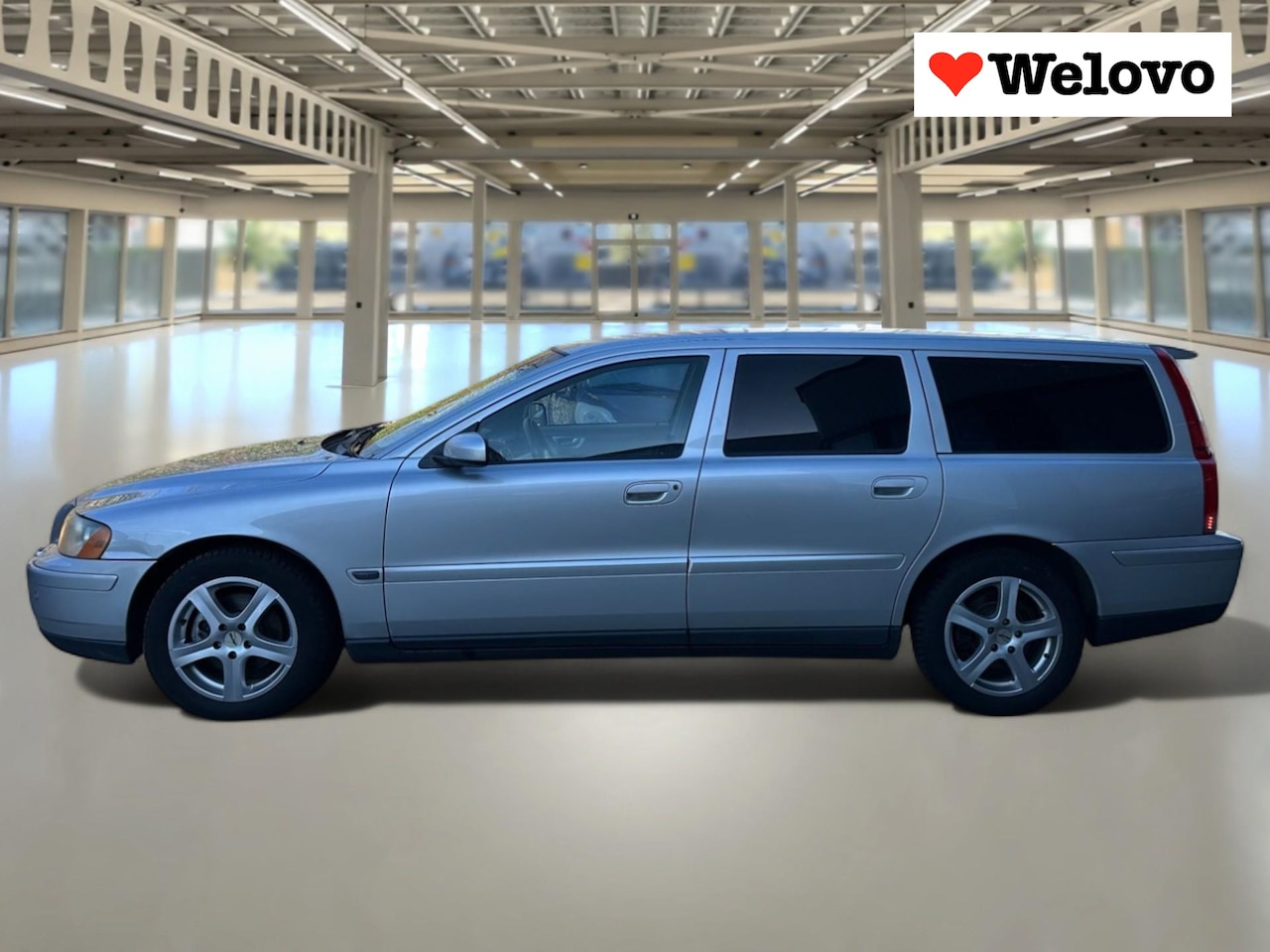 Volvo V70 - 2.4 Edition II Dealer onderhoud, trekhaak, leder interieur... - AutoWereld.nl