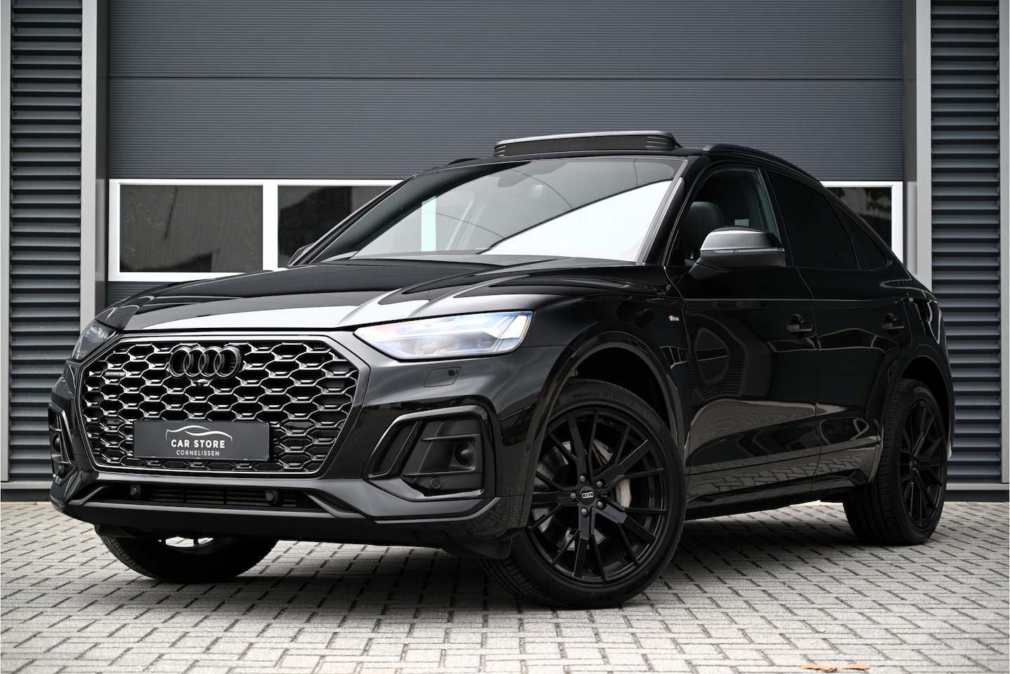 Audi Q5 Sportback - 50 TFSI e / 3 X S-LINE / PANO / 360 CAMERA / LED MATRIX / BLACK OPTIC / ACC / LANE ASSIST - AutoWereld.nl