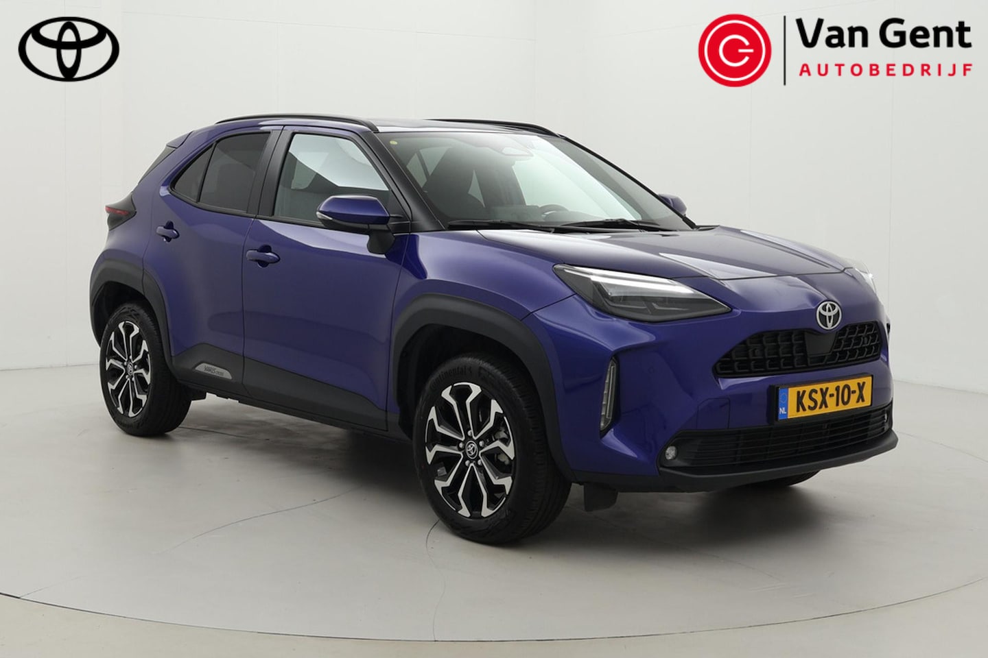 Toyota Yaris Cross - 1.5 Hybrid Dynamic | Stoelverwarming | Apple Carplay / Android Auto | Parkeersensoren voor - AutoWereld.nl