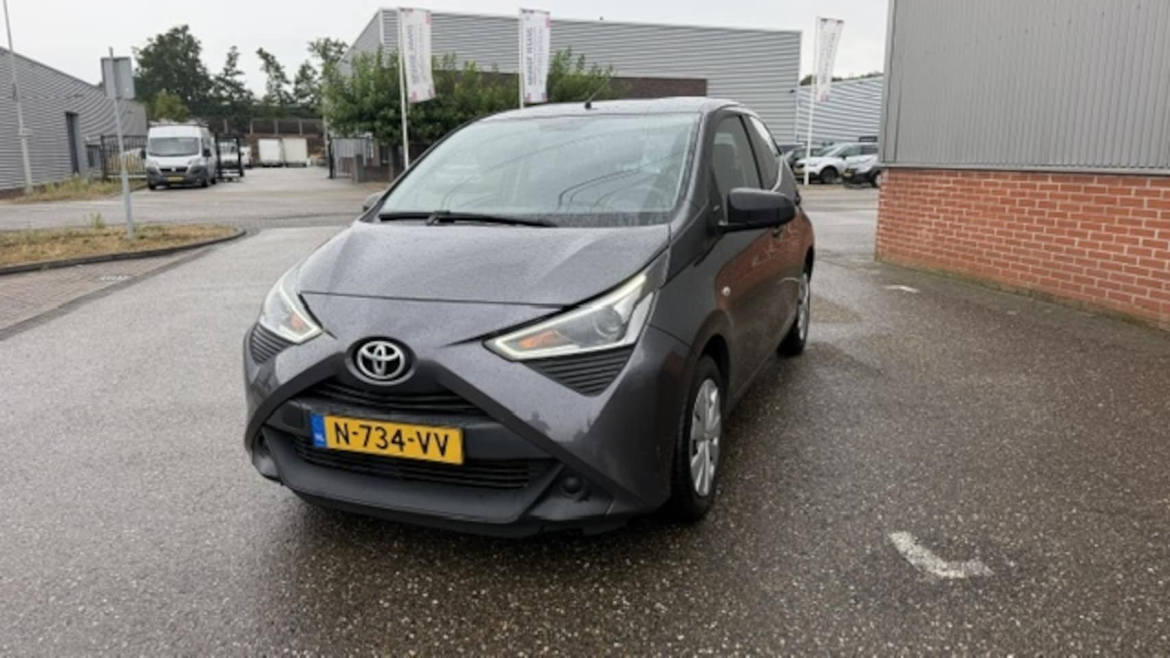 Toyota Aygo - 1.0 VVT-i x-fun 1.0 VVT-i x-fun - AutoWereld.nl