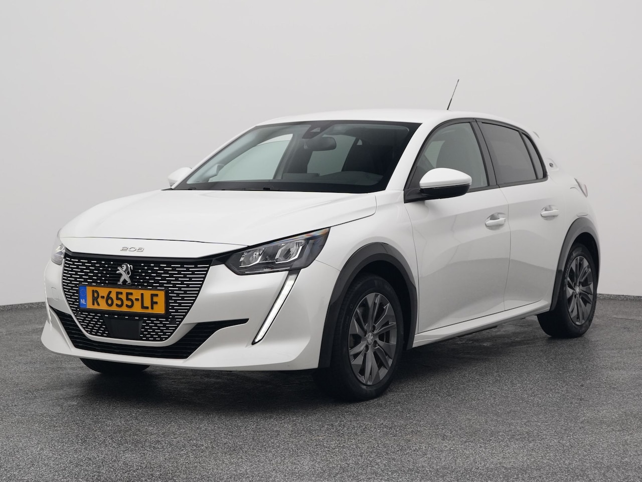 Peugeot e-208 - EV Active 50 kWh | CARPLAY | CAMERA | STOELVERW. | CRUISE - AutoWereld.nl