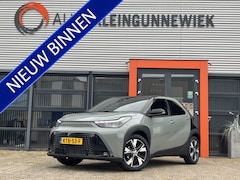 Toyota Aygo X - Hybrid 115 Pulse / Camera / Applecarplay/Androidauto / Parkeersensoren V+A / Stoelverwarmi