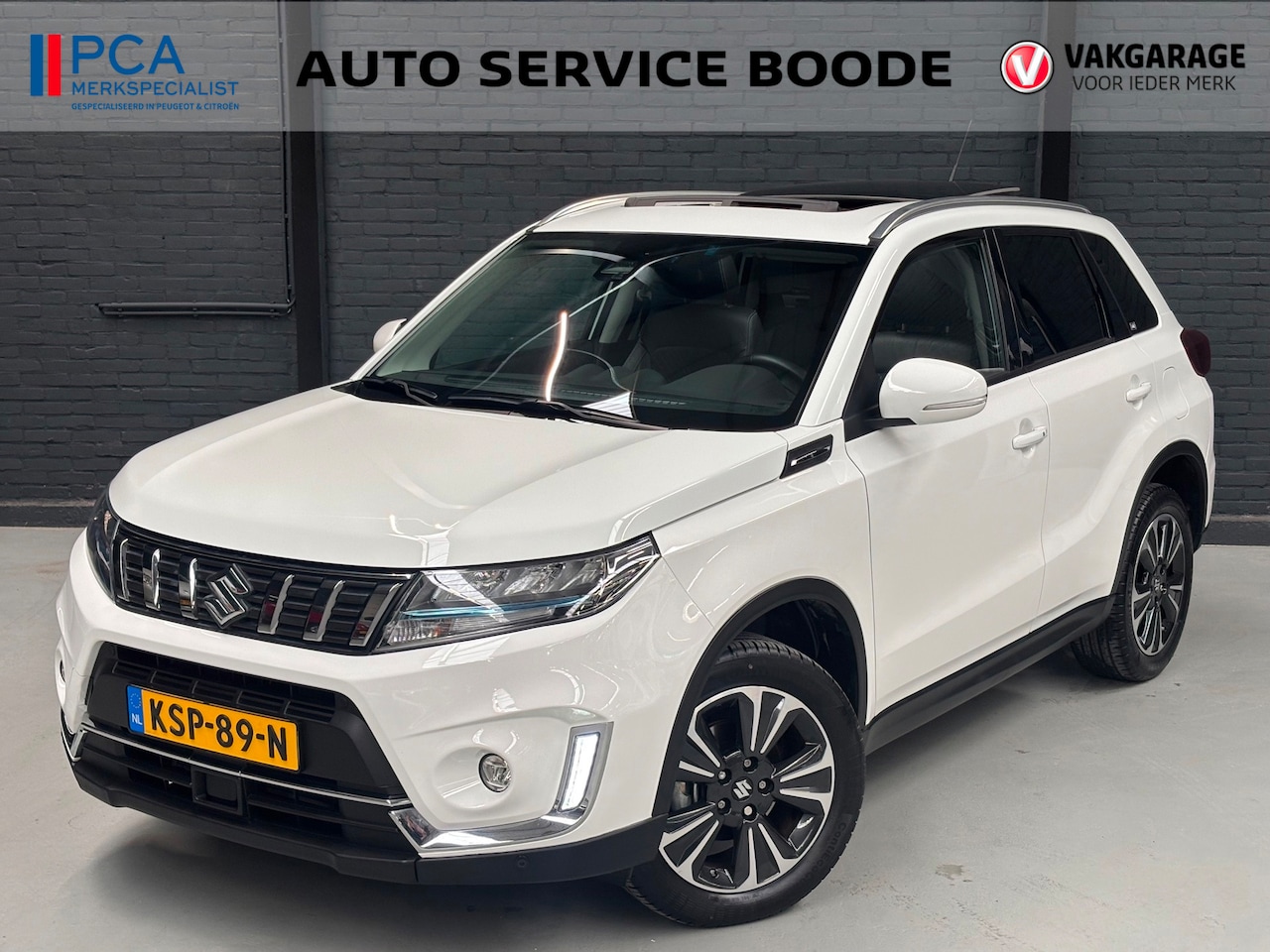 Suzuki Vitara - 1.5 Hybrid Style automaat - schuif-/kanteldak - adapt. cruise - AutoWereld.nl