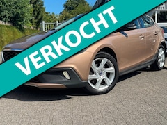 Volvo V40 Cross Country - 1.6 T4 Momentum | All Season | Climate Control | PDC |