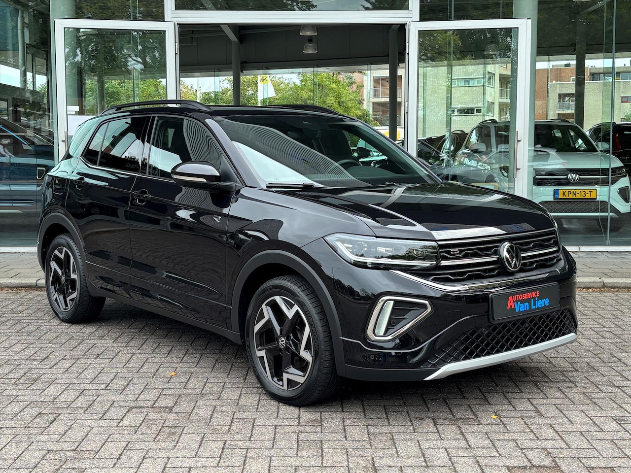 Volkswagen T-Cross - 1.5 TSI 150pk DSG-7 R-Line| Trekhaak|Navi| |Camera| Led strip| Rijklaarprijs incl garantie - AutoWereld.nl