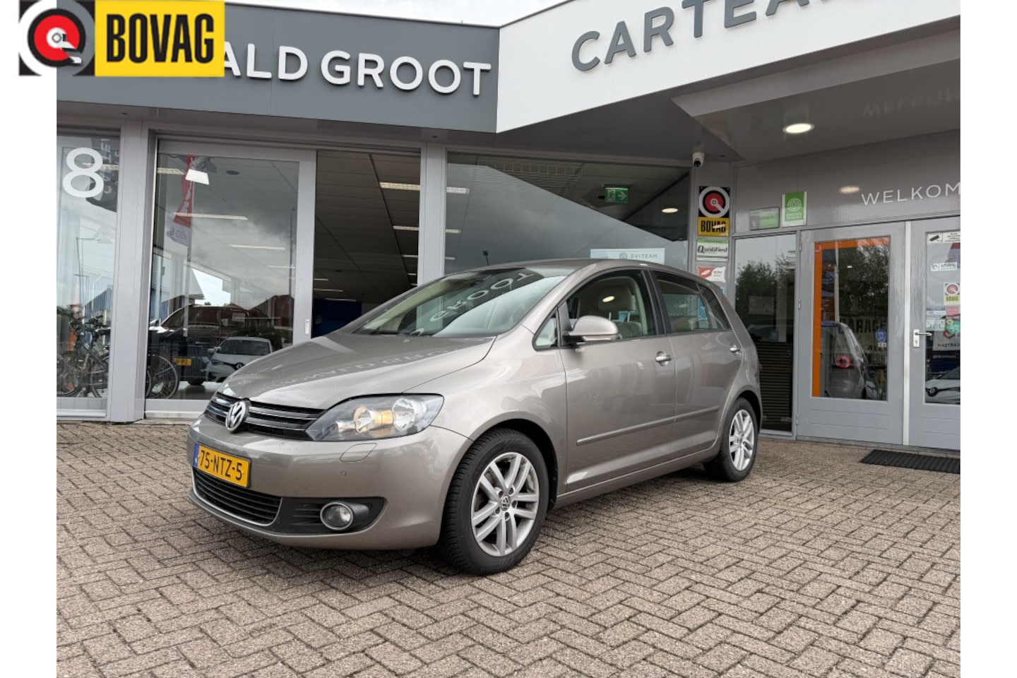 Volkswagen Golf Plus - 1.4 TSI Highline | Airco | Cruise | Automaat | 1ste eigenaar - AutoWereld.nl