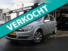 Opel Astra - 1.8 Enjoy / VOL AUTOMAAT / Airco / CruiseControl / Parkeersensoren