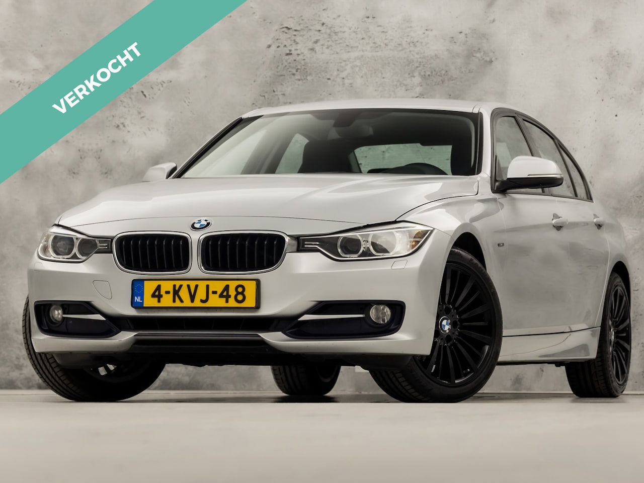 BMW 3-serie - 316i Sport High Executive (M-STUUR, 4 CILINDER, NAVIGATIE, CLIMATE, LEDEREN SPORTSTOELEN, - AutoWereld.nl