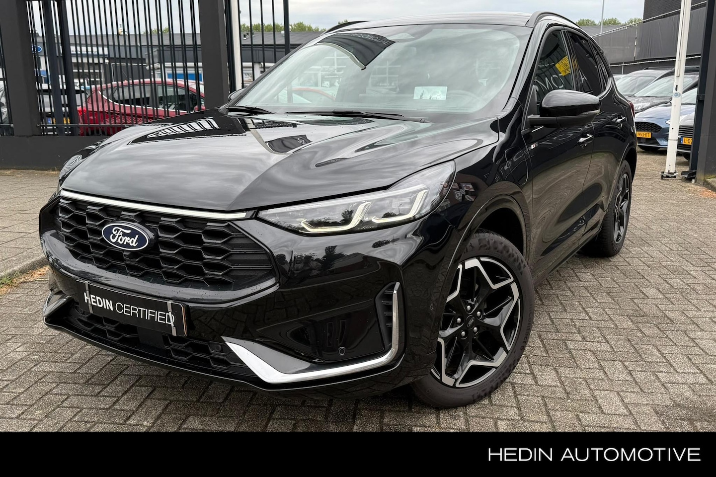 Ford Kuga - 2.5 PHEV ST-Line X | Panoramadak | Winter Pack | Technology Pack | 19 inch velgen - AutoWereld.nl