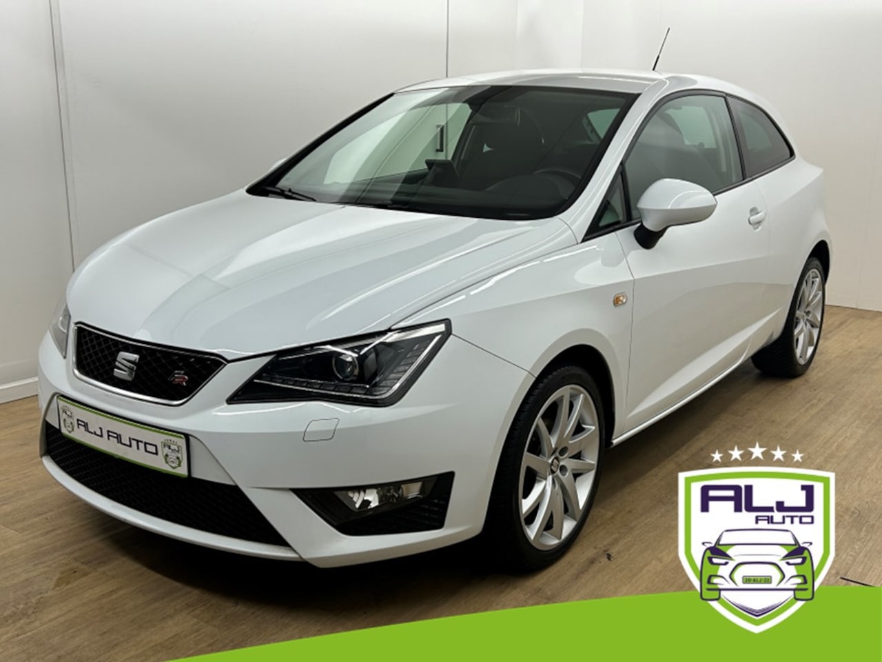 SEAT Ibiza - Occasion 1.2 TSI FR | Wit | Tweedehands Seat Ibiza FR | Airco | Cruisecontrol | Bluetooth - AutoWereld.nl