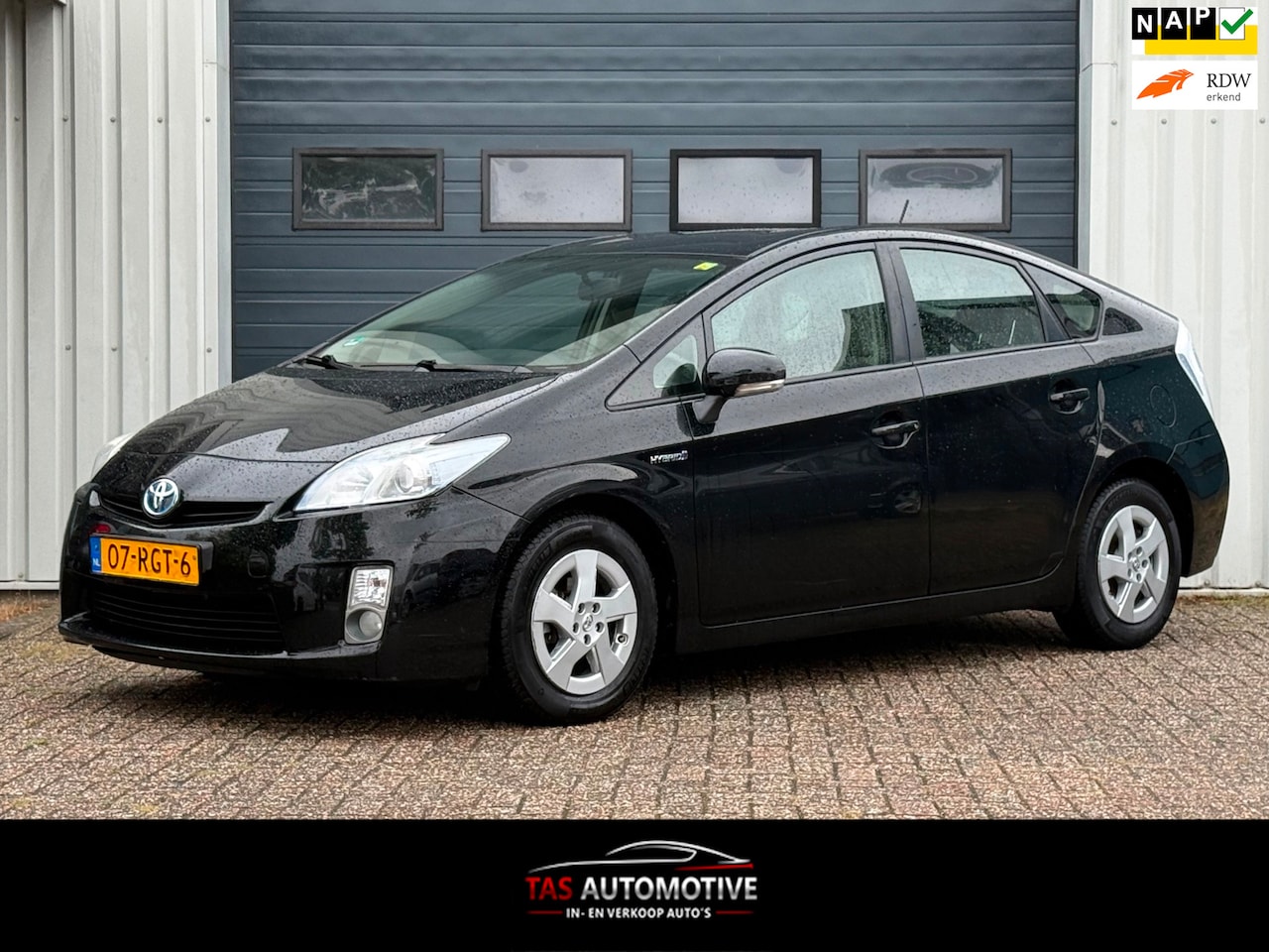 Toyota Prius - 1.8 Comfort 1e EIG / NAVI / PDC / NAP - AutoWereld.nl