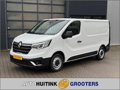 Renault Trafic - 2.0 D 130pk L1H1 - stoelverwarming - camera - trekhaak - geen airco