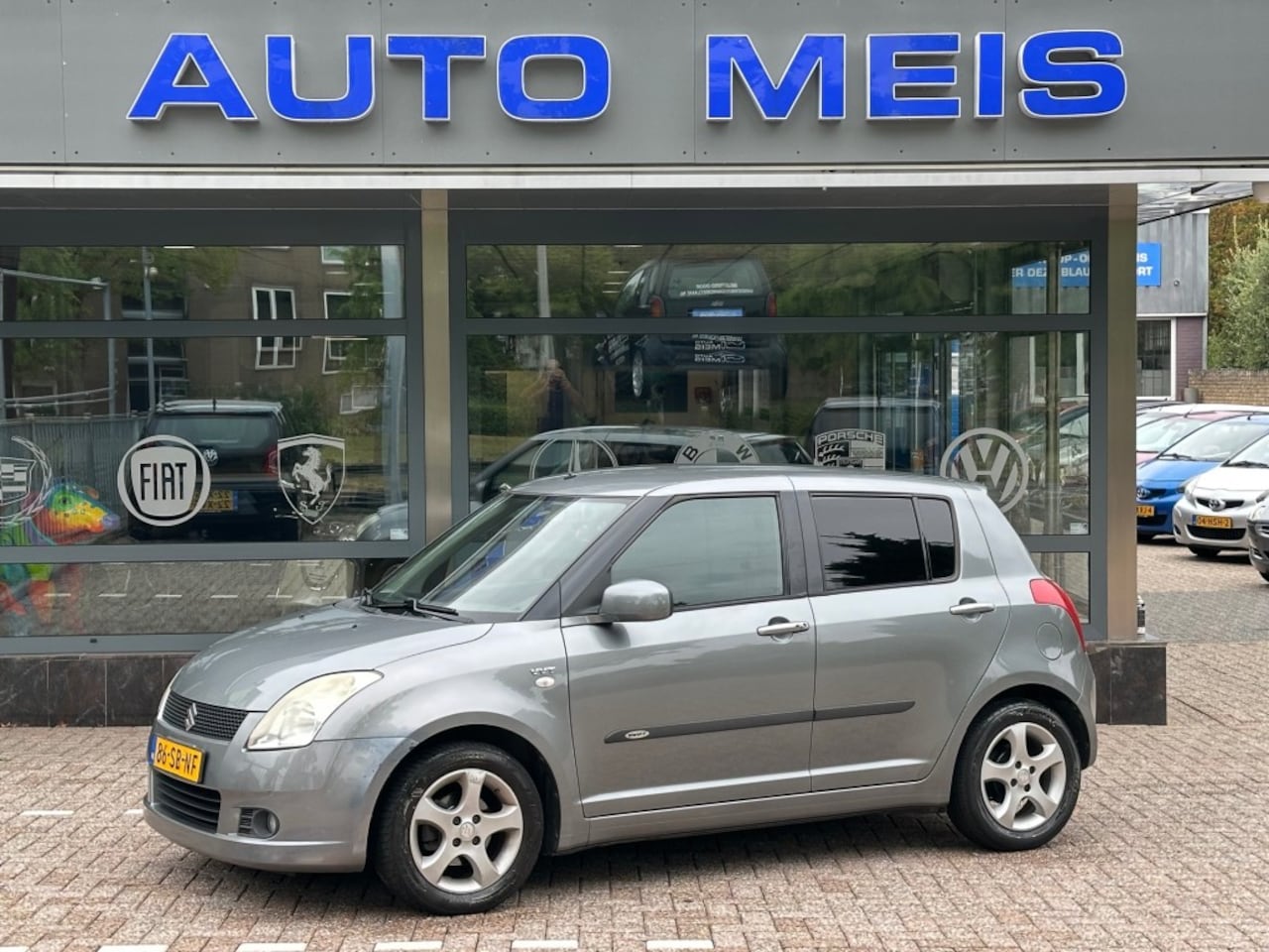 Suzuki Swift - 1.5 Exclusive Airco Trekhaak Nieuw APK - AutoWereld.nl