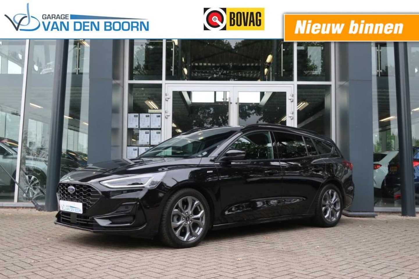 Ford Focus - 1.0 ST-Line 1.0 ST-Line, Pano- Schuif- Kanteldak Stoel-Stuurverw, Matrix, Trekhaak etc. - AutoWereld.nl