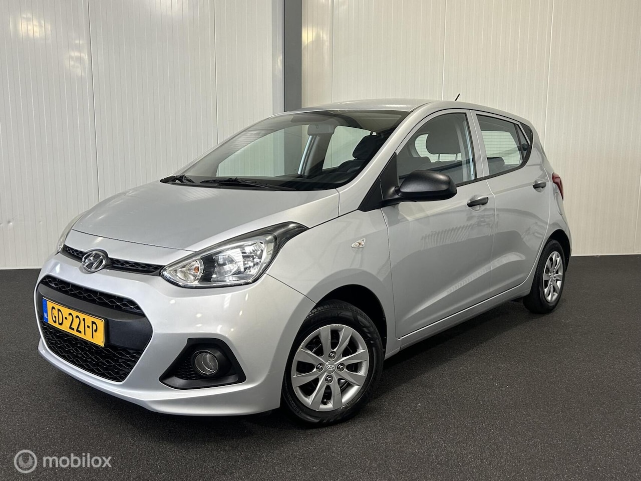 Hyundai i10 - 1.0i i-Drive [ NL auto met NAP ] - AutoWereld.nl