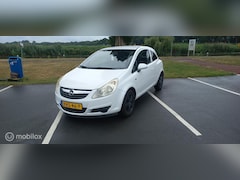 Opel Corsa - 1.2-16V Cosmo