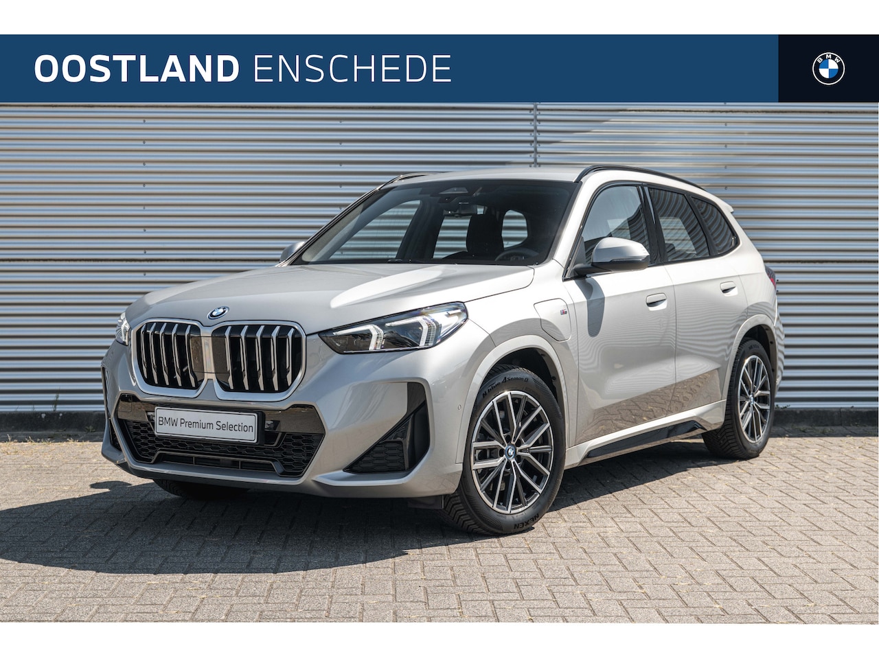 BMW X1 - xDrive25e M Sport Automaat / Sportstoelen / Comfort Access / Achteruitrijcamera / Adaptiev - AutoWereld.nl