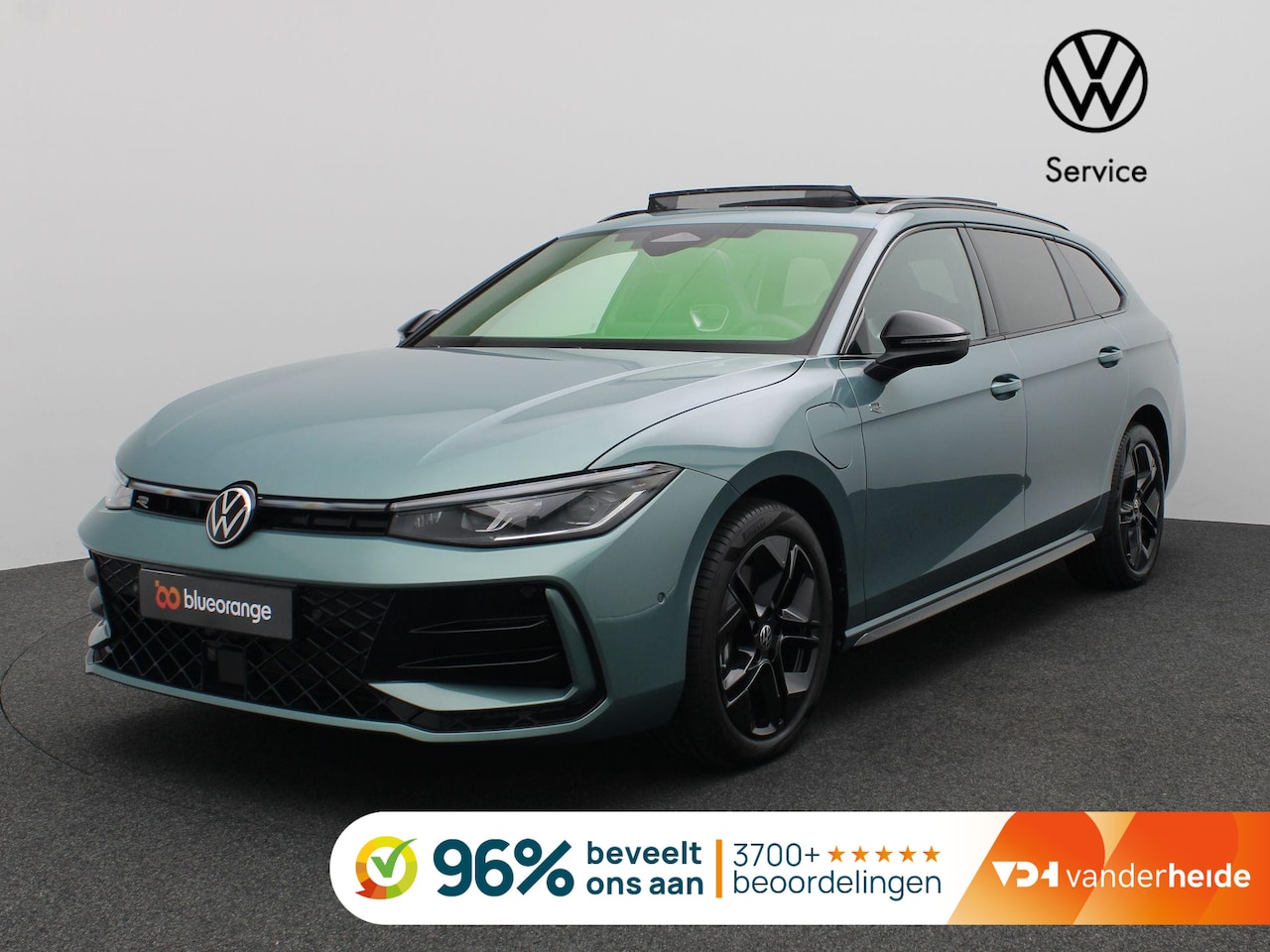 Volkswagen Passat Variant - 1.5 eHybrid R-Line Edition Black Style 272PK DSG SOH 100%, Pano-Schuifdak, Trekhaak, Keyle - AutoWereld.nl