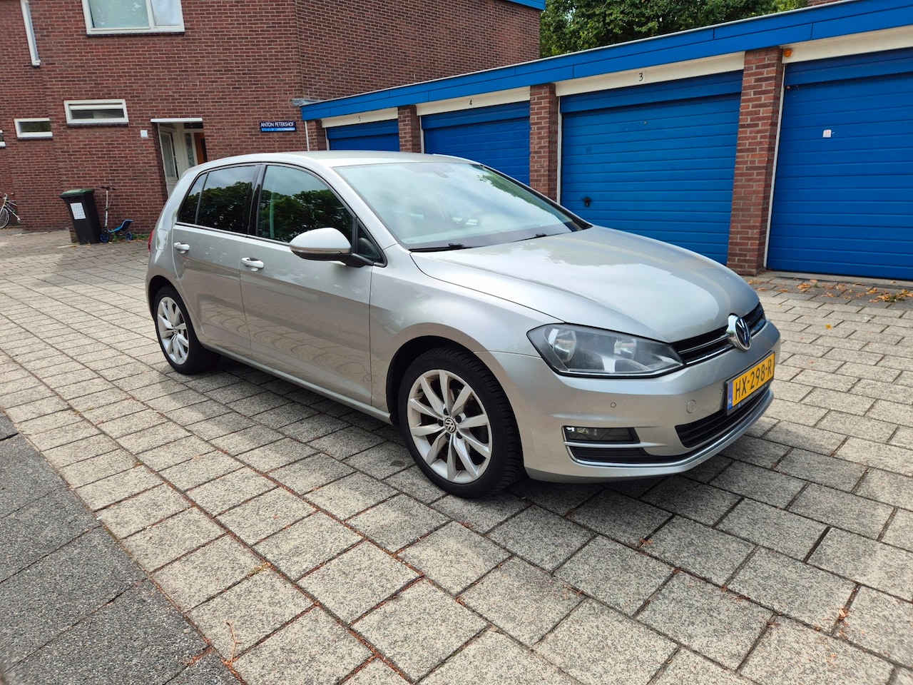 Volkswagen Golf - 1.2 TSI Business Edition Connected 1.2 TSI Business Edition Connected - AutoWereld.nl
