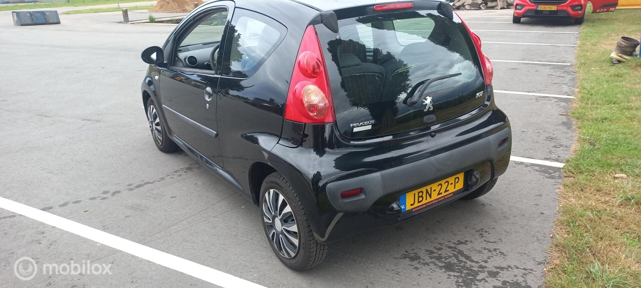 Peugeot 107 - 1.0-12V XR 1.0-12V XR