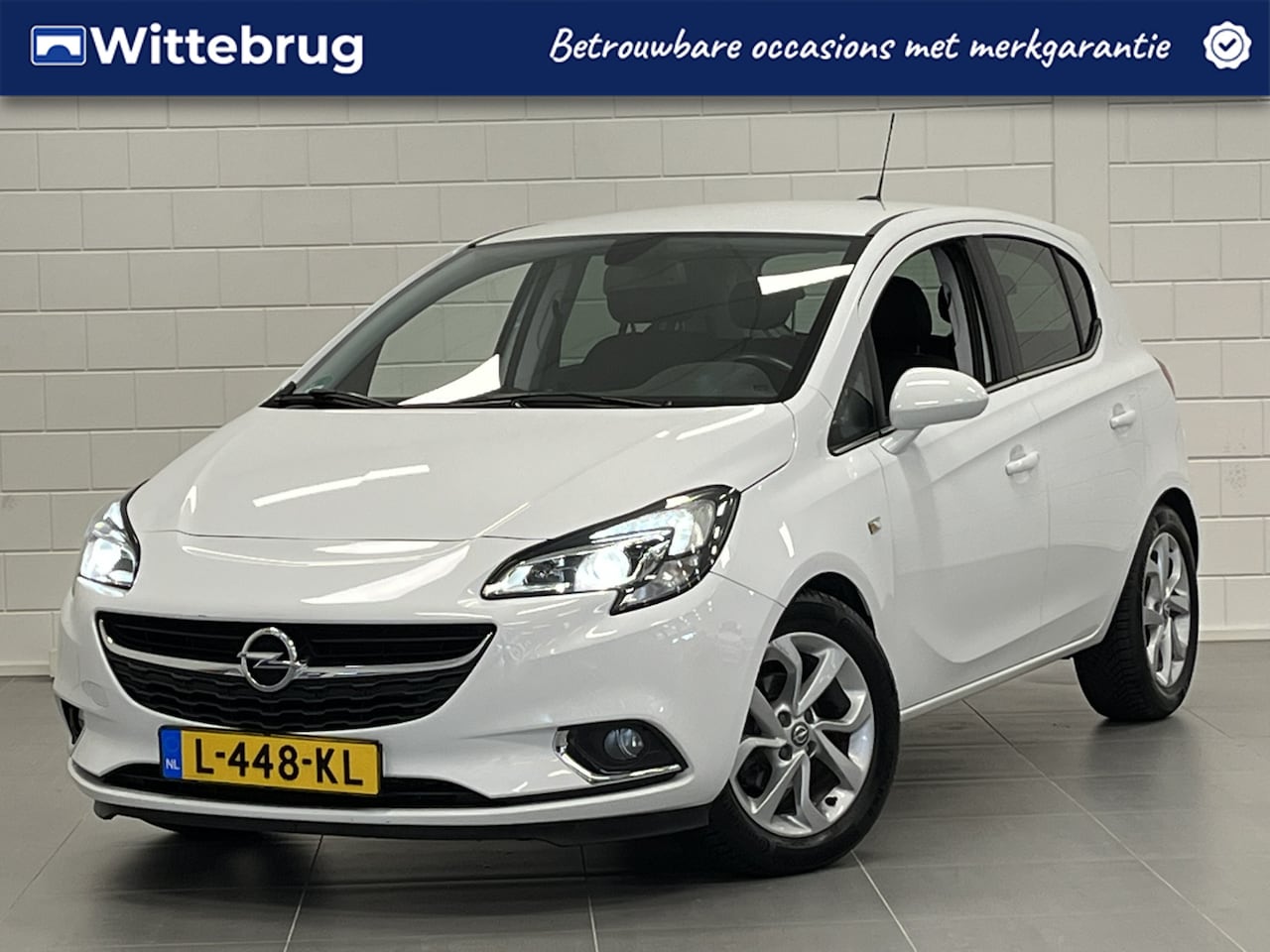 Opel Corsa - 1.4 Edition + |  PARKEERSENSOREN | AUTOMATISCHE VERLICHTING | LEUKE AUTO! - AutoWereld.nl