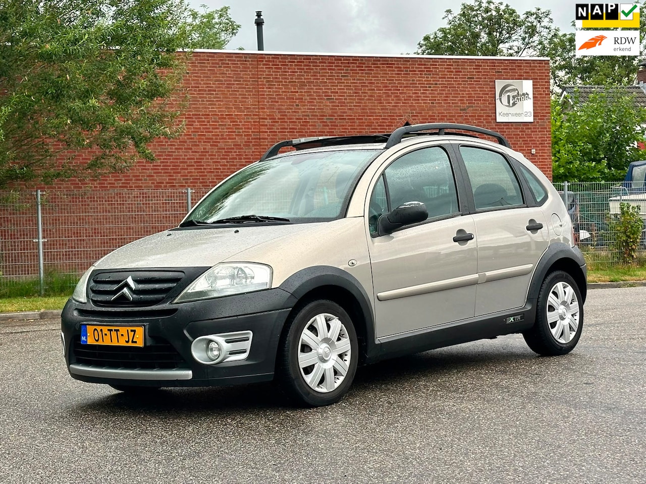 Citroën C3 - 1.6i-16V X-TR Automaat*Elektrische schuifdak*Cruise*Parkeersensoren* - AutoWereld.nl
