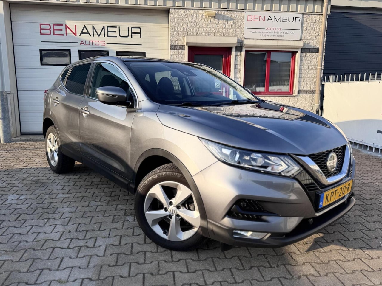 Nissan Qashqai - 1.3 DIG-T N-Connecta Navi/ Camera - AutoWereld.nl
