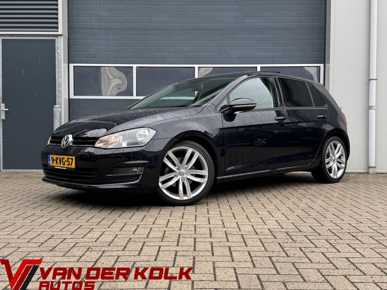 Volkswagen Golf - 1.4 TSI ACT Highline | Panorama | Leder | Climate | Cruise | Stoelverwarming | Sensoren - AutoWereld.nl