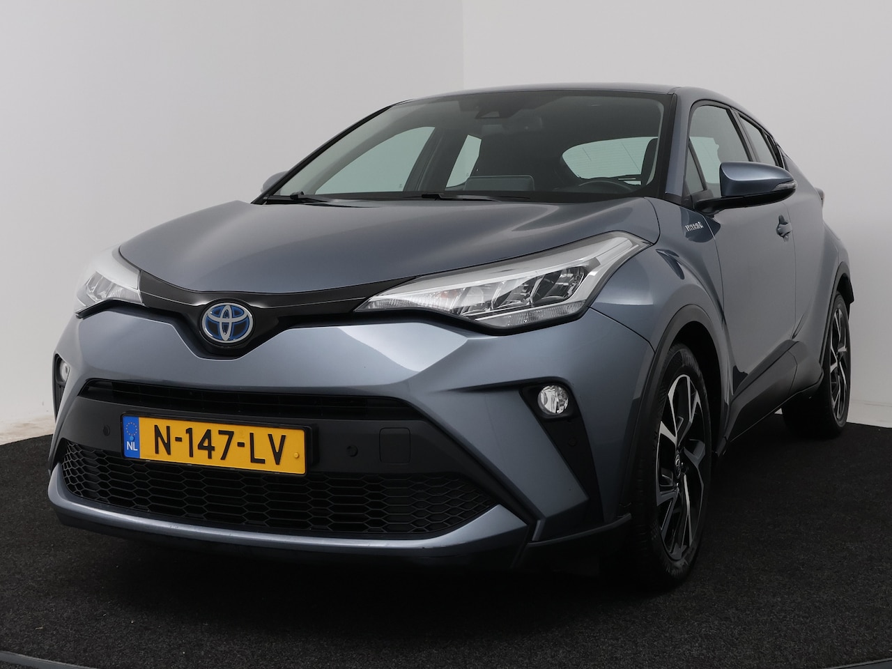 Toyota C-HR - 2.0 Hybrid Dynamic | Navigatie | PDC | - AutoWereld.nl