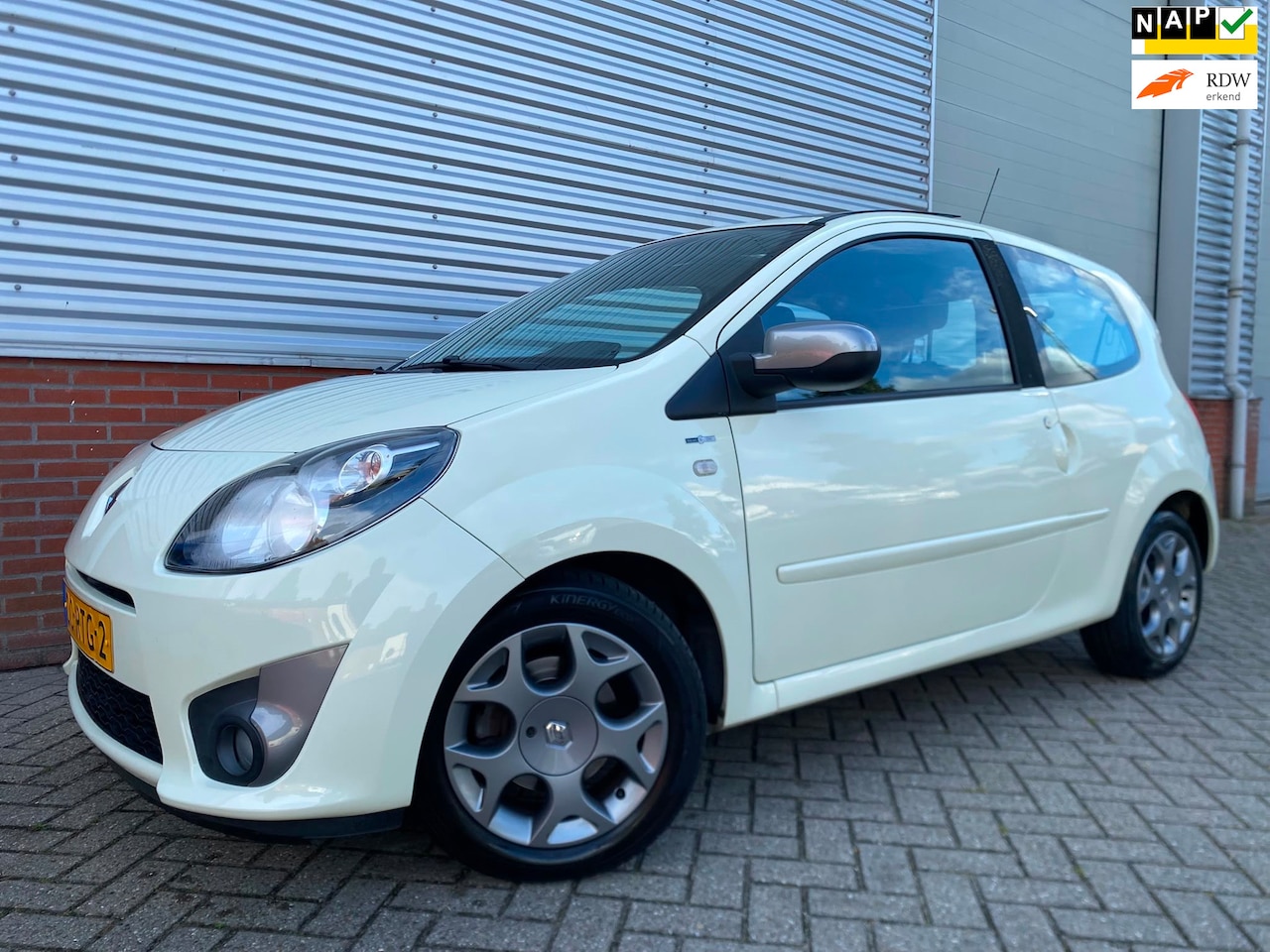 Renault Twingo - 1.2-16V Night & Day - AutoWereld.nl