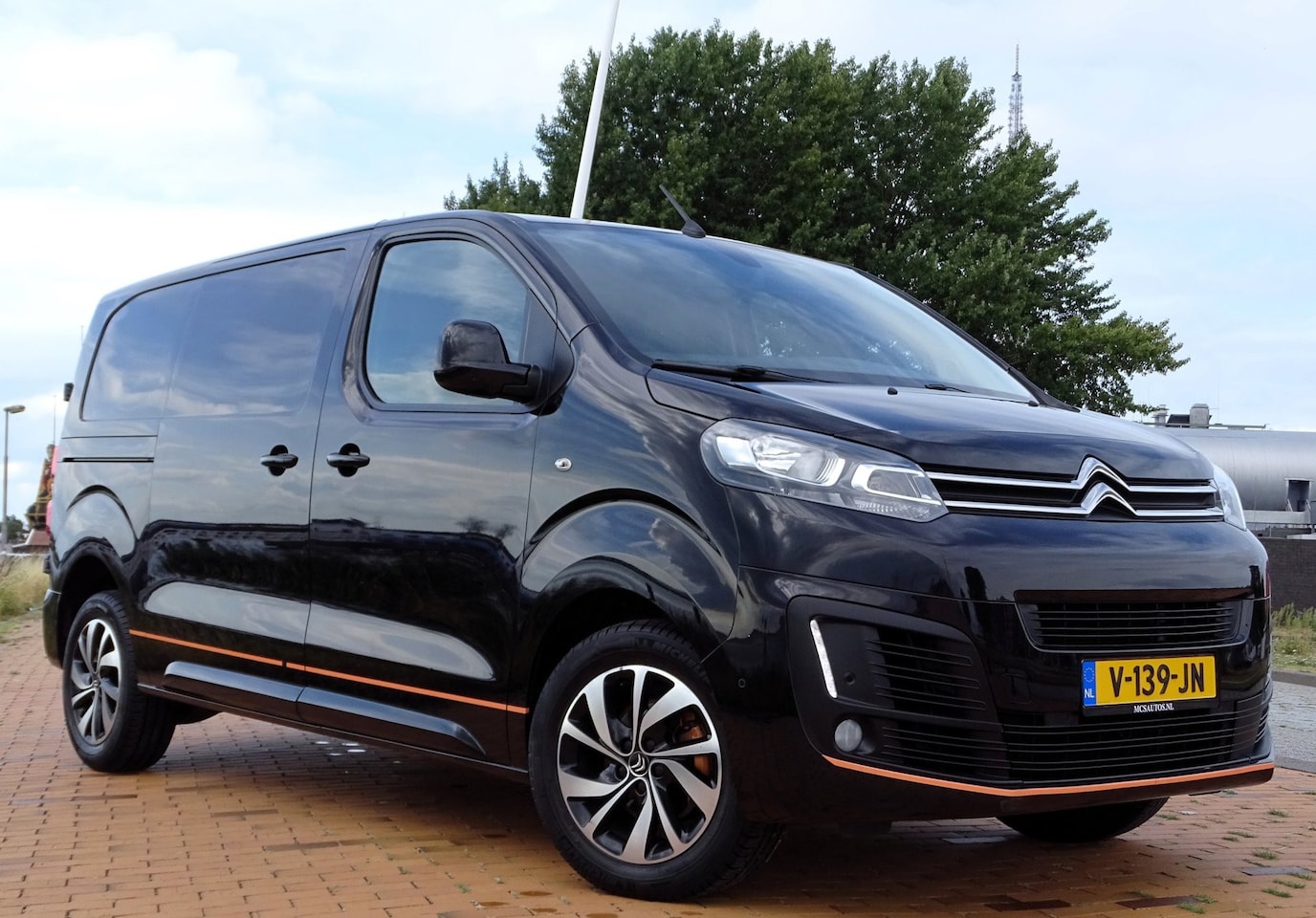 Citroën Jumpy - 2.0 HDi Euro6 2e Eig 108DKM Carplay LMV 3 Zits - AutoWereld.nl