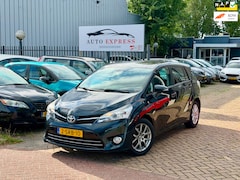 Toyota Verso - 1.8 VVT-i Business Aut/Aico/Navi/PanoDak/camra/trekhaak/Nap/Nieuw Apk/6Maanden Garantie