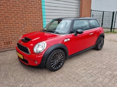 MINI 3-Deurs - 1.4 One Airco Bj:2010
