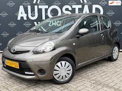 Toyota Aygo - 1.0 VVT-i Facelift / NL-Auto / 2e Eigenaar / NAP / Airco / APK