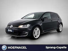 Volkswagen Golf - 1.4 TSI Highline | Stoelverwarming | Parkeersensoren | Bluetooth | Climate Control