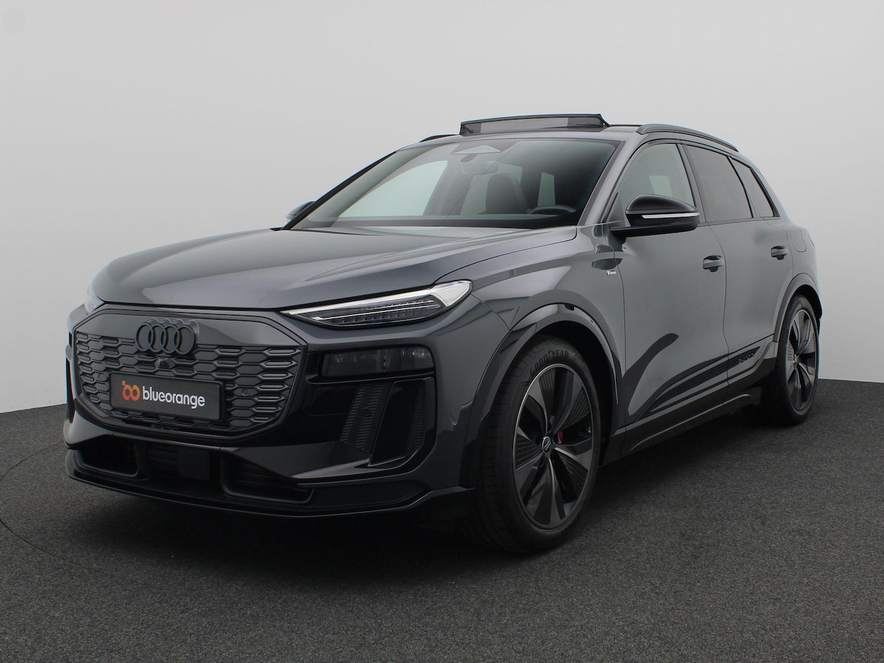 Audi Q6 e-tron - edition performance 100 kWh 306PK Aut. SOH 100%, Panoramadak, 360gr. Camera, Luchtvering, - AutoWereld.nl