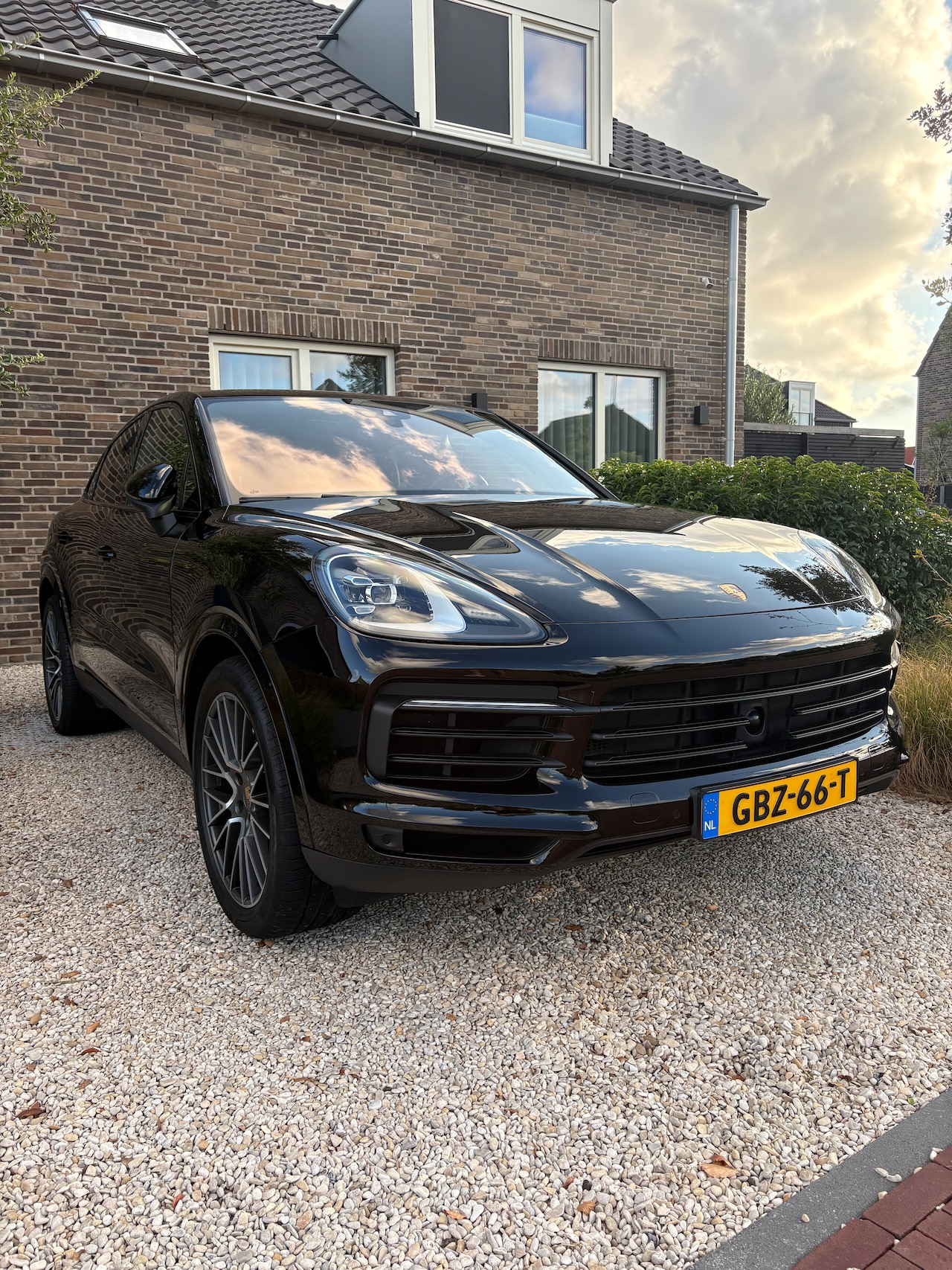 Porsche Cayenne Coupé - 3.0 E-Hybrid - AutoWereld.nl
