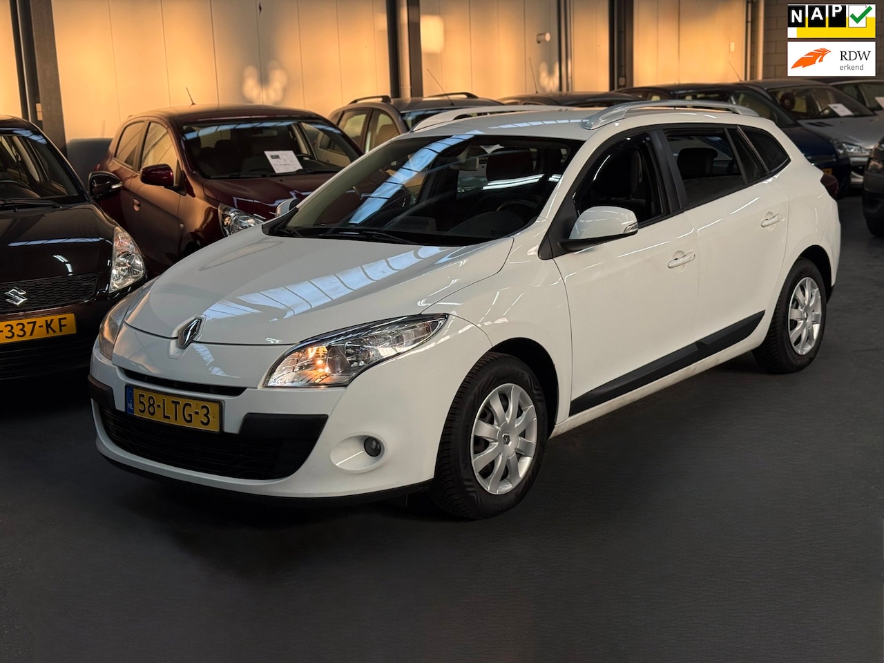 Renault Mégane Estate - 1.6 Expression Nieuwe APK NAP NAVI - AutoWereld.nl