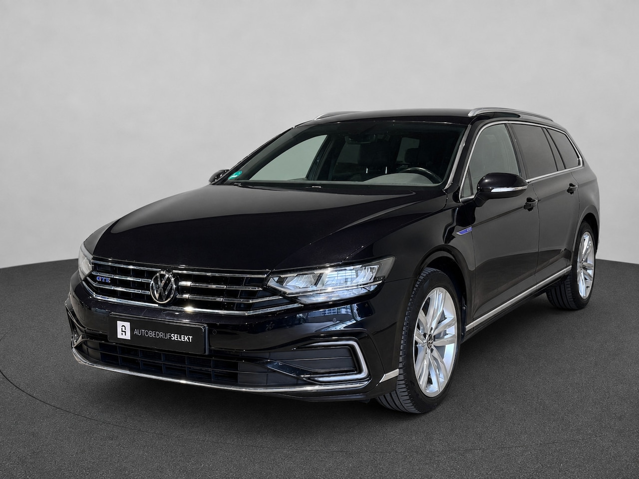 Volkswagen Passat Variant - 1.4 TSI PHEV GTE | Camera | Sfeer | Carplay | Halfleder | Massage | Virtual | 1e eig. - AutoWereld.nl