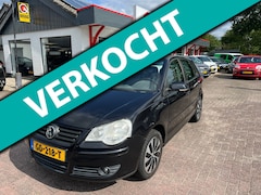 Volkswagen Polo - 1.2 Easyline Airco / Apple carplay