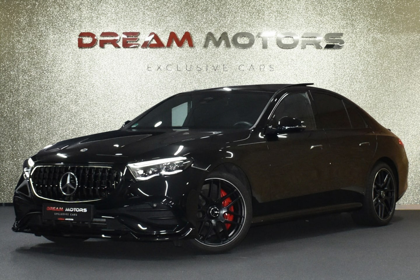 Mercedes-Benz E-klasse - 400 e AMG 4MATIC 381pk | E53 AMG | SUPERSCREEN | STOELVENTILATIE - AutoWereld.nl