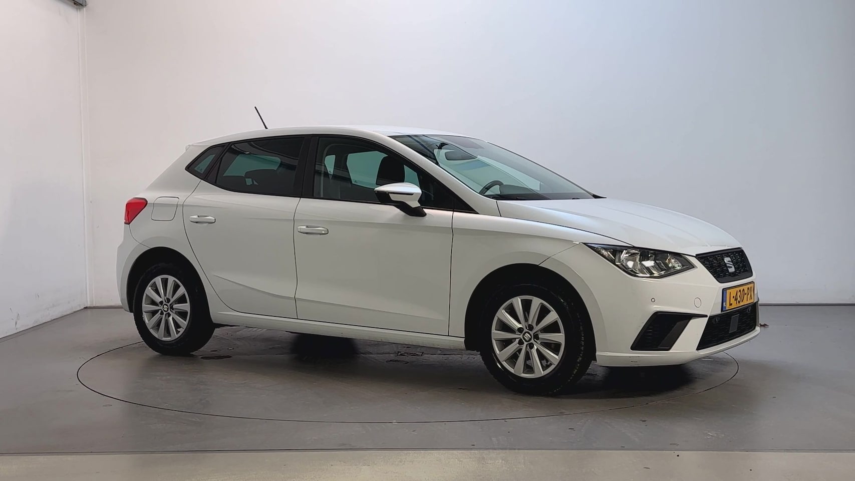 SEAT Ibiza - 1.0 TSI Style Business Intense Camera Navigatie App-Connect DAB+ - AutoWereld.nl