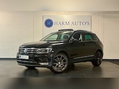 Volkswagen Tiguan - 2.0 TSI 4Motion Highline 220pk Automaat / Pano / CAM / Volleer / PDC
