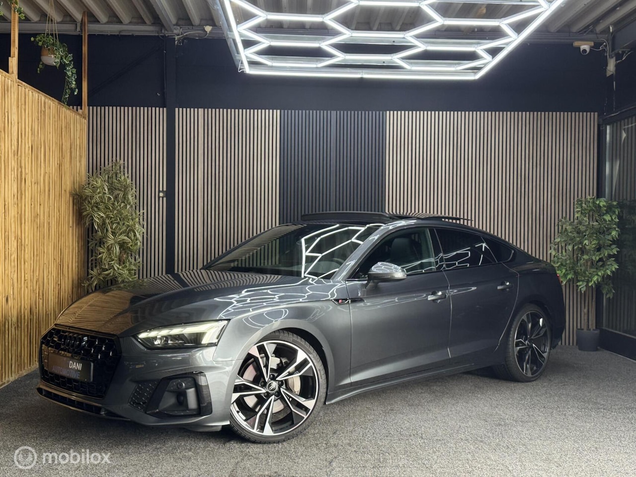Audi A5 Sportback - 45 TFSI quattro S edition Competition|Pano - AutoWereld.nl