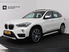 BMW X1 - xDrive20i High Executive (PANORAMADAK, HEAD-UP, STOELVERWARMING, TREKHAAK, CAMERA, ELEKTR