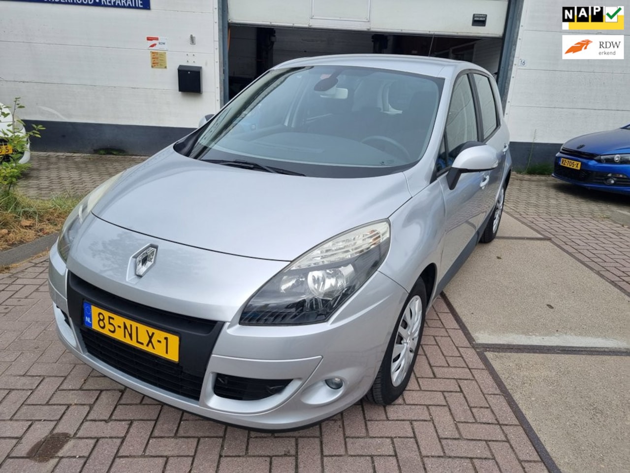 Renault Scénic - 2.0 Expression 2.0 Expression - AutoWereld.nl