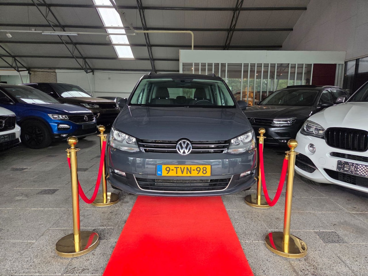 Volkswagen Sharan - Highline 2.0 TDI AUTOMAAT !! 7 PERSON !! - AutoWereld.nl